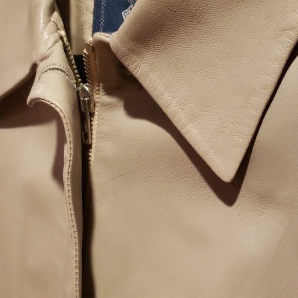 Burberry lamb leather coat . - Picture 6 of 8